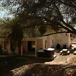 Mountain Majesty With Hot Tub, Pool Table, Generator, Ev Hookup