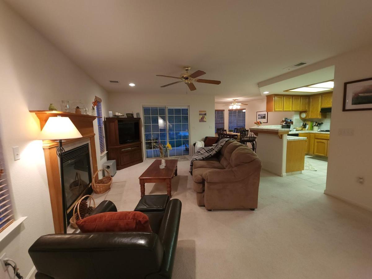 Pousada Mountain Majesty With Hot Tub, Pool Table, Generator, Ev Hookup Oakhurst